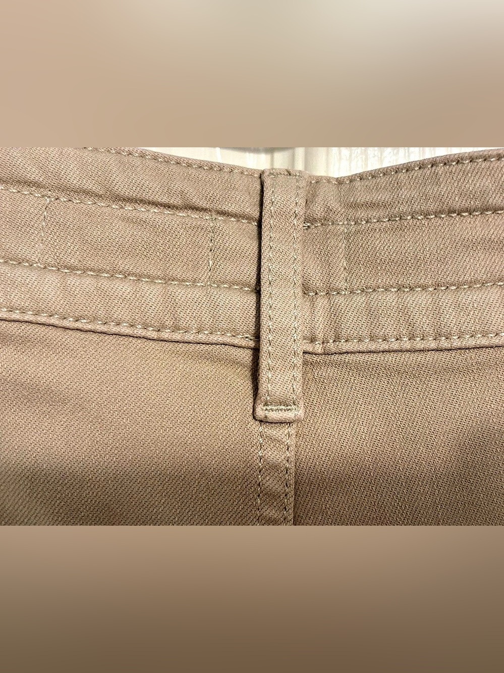 J. JILL Wide-Leg Denim Crops 💙 Khaki | Size 10 | Like New - Picture 6 of 14
